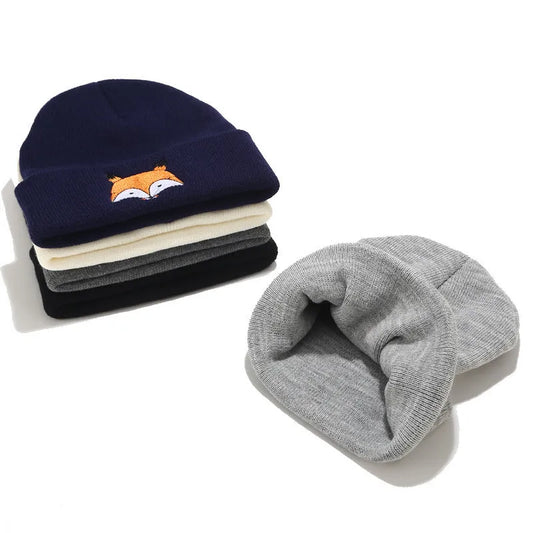 Brodé bonnet de laine - Enfance-Heureuse