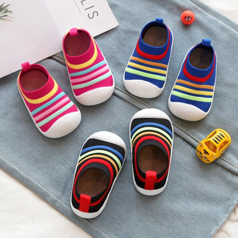 Chaussettes volantes pour enfants - Enfance-Heureuse