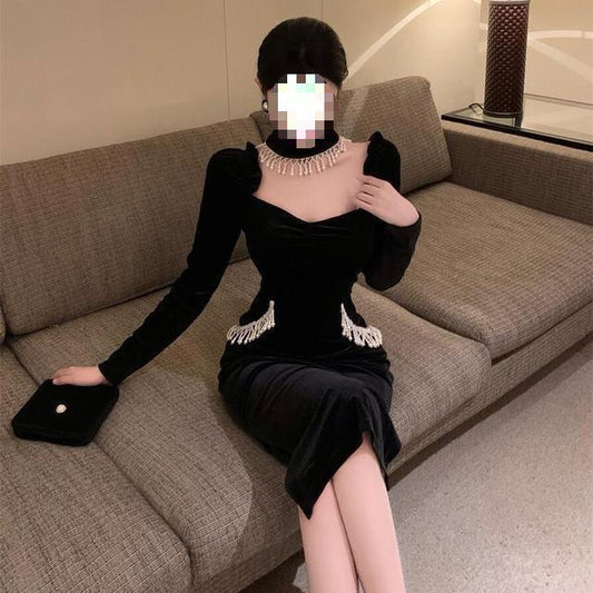 Puffy Sleeves Square Collar Pearl Bib Velvet Black Dress Dress - Enfance-Heureuse