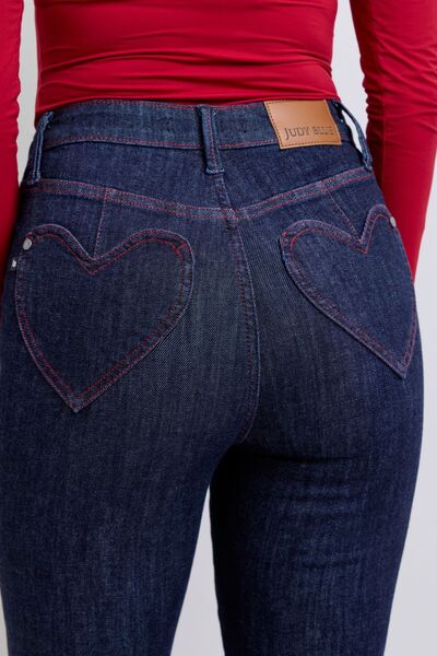 Judy Blue Full Size Heart Shaped Back Pockets Skinny Jeans - Enfance-Heureuse