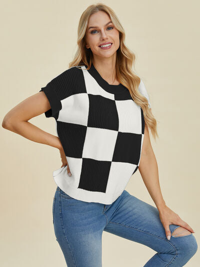 Double Take Full Size Checkered Round Neck Short Sleeve Sweater - Enfance-Heureuse
