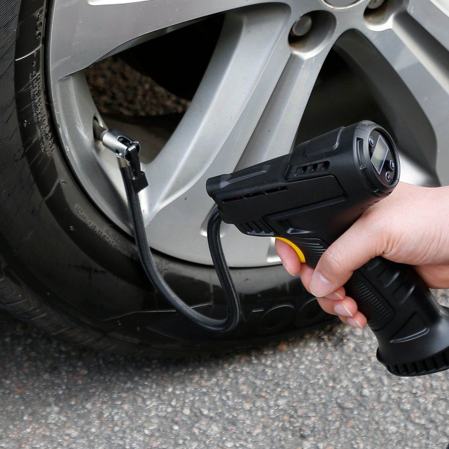 Portable Car Tire Inflator DC 12V Digital Car Air Compressor Electric Air Inflator With LED Light 150PSI - Enfance-Heureuse