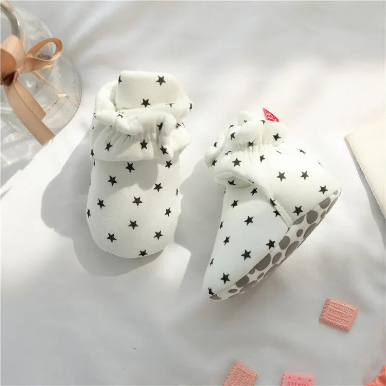 Baby socks and pure cotton baby shoes