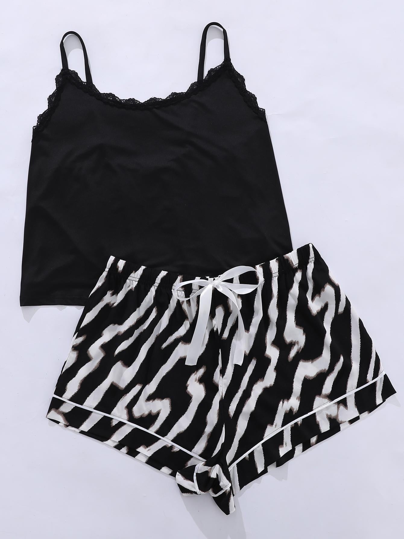 Plus Size Lace Trim Scoop Neck Cami and Printed Shorts Pajama Set - Enfance-Heureuse