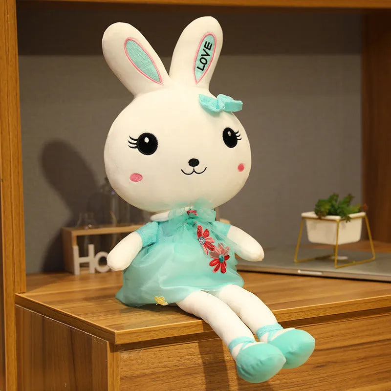 Cute rabbit plush toy