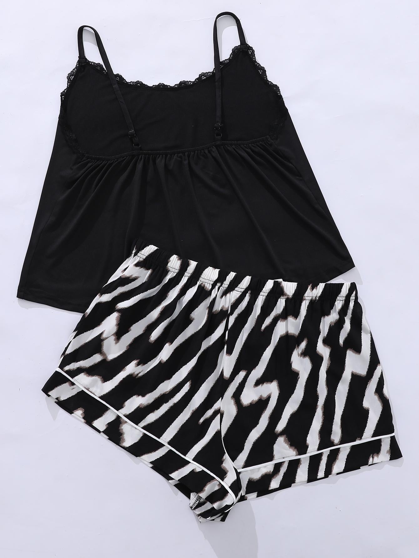 Plus Size Lace Trim Scoop Neck Cami and Printed Shorts Pajama Set - Enfance-Heureuse