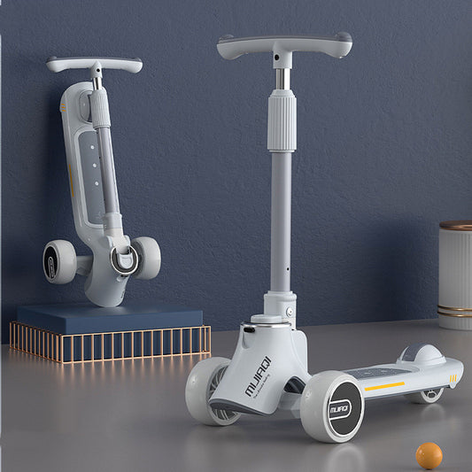 Children's Three-in-one Scooter Can Sit And Slide - Enfance-Heureuse