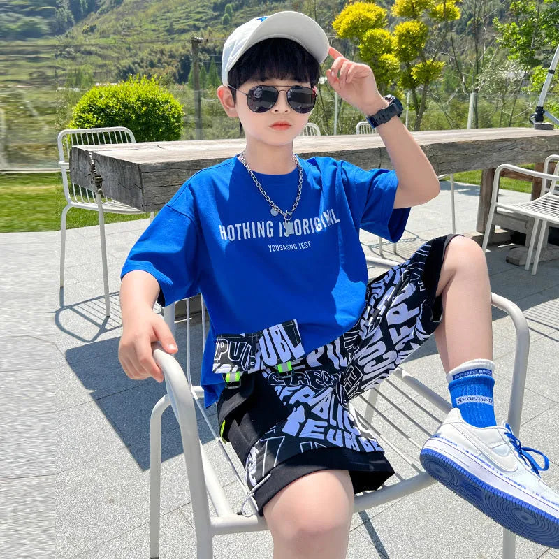 Cool and handsome boy's fashion summer short sleeve suit