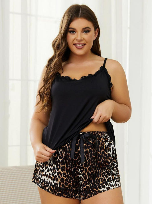 Plus Size Lace Trim Scoop Neck Cami and Printed Shorts Pajama Set - Enfance-Heureuse