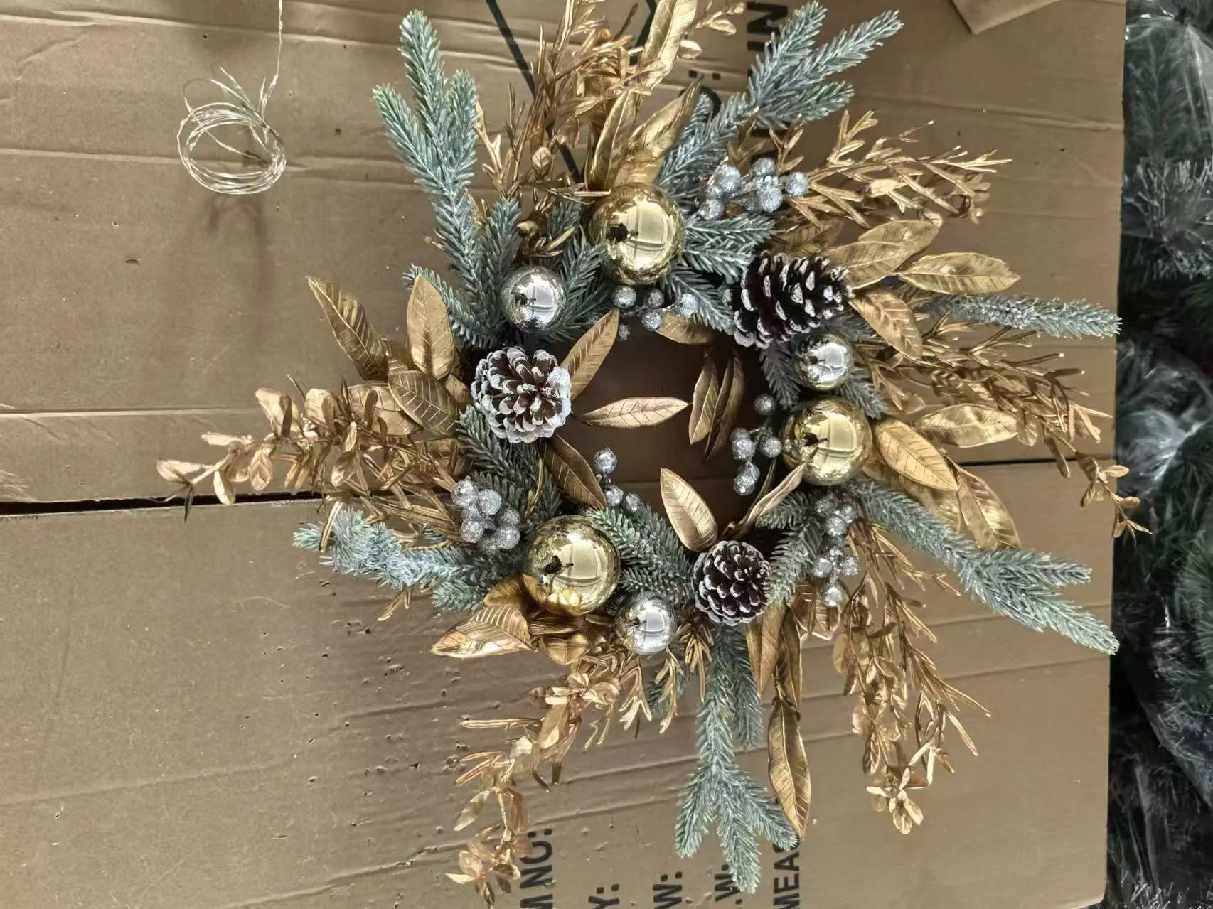 Christmas Wreath 20 Inch Christmas Door Decoration Garland With Warm Lights - Enfance-Heureuse